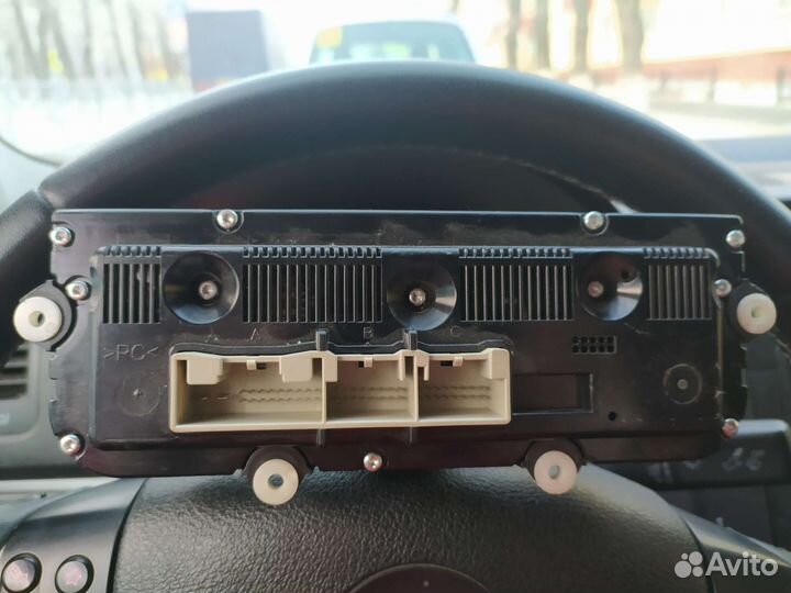 Блок управления климатом jetta