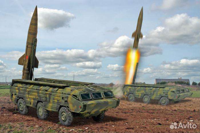 Сборная Модель танк зрк