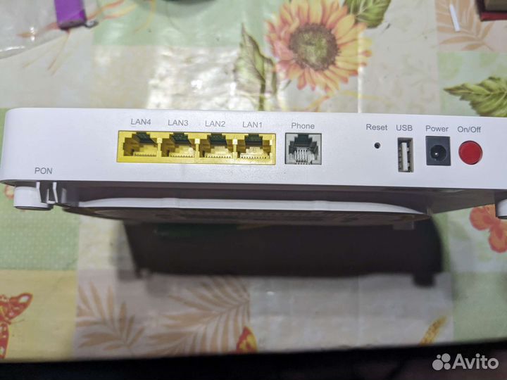 Wi-Fi роутер ZTE zxhn F680