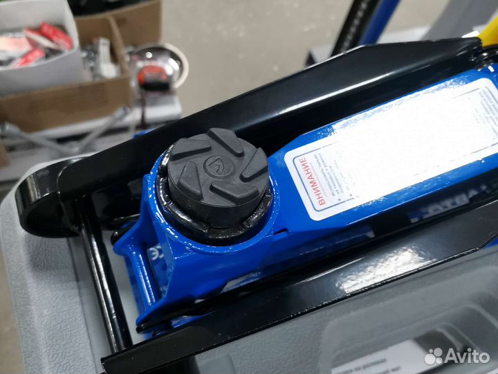 Домкрат подкатной 2 тн 345 мм маякавто