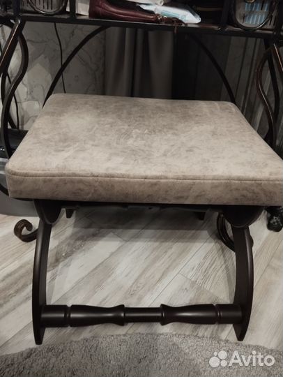 Банкетка пуфик