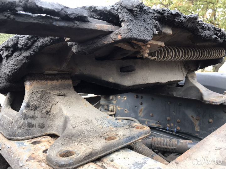 Седло на тягач jost, ссу, седельно-сцепное устройс