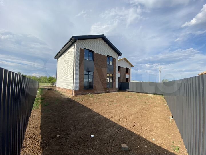 Дом 115 м² на участке 4 сот.