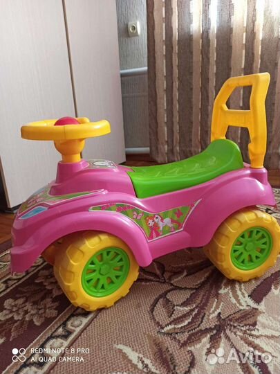 Машинка каталка толокар