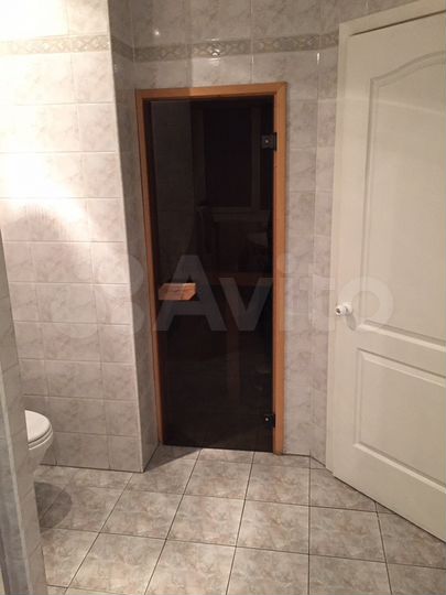 3-к. квартира, 75 м², 2/5 эт.