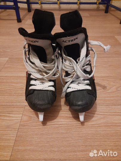 Хоккейные коньки