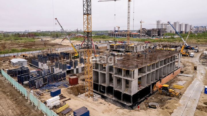 3-к. квартира, 87 м², 3/23 эт.