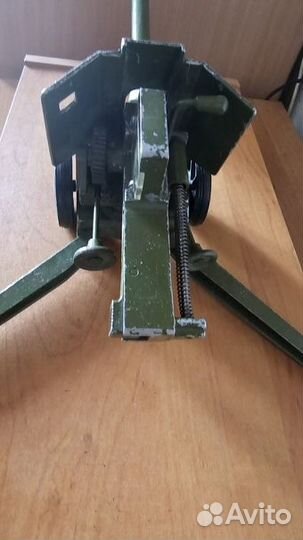 Игрушка пушка стреляющая СССР