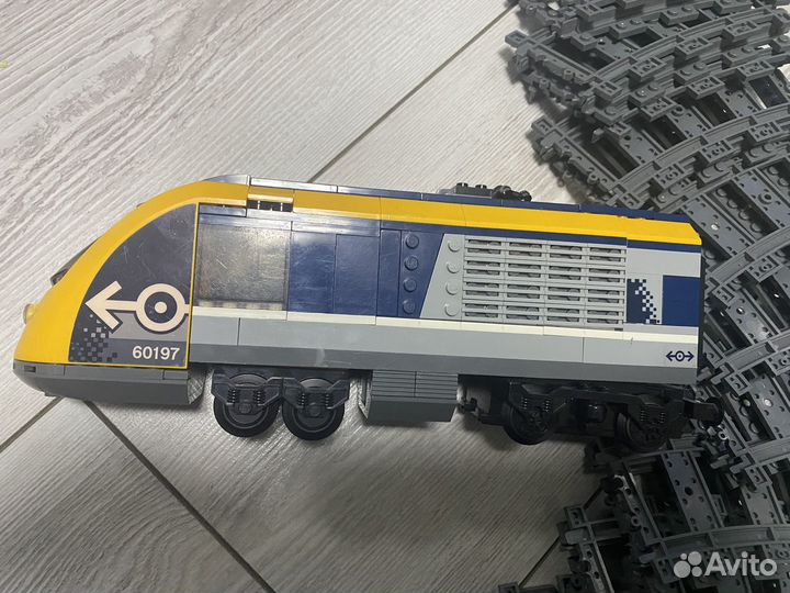 Поезд с пультом управления Lego City 60179