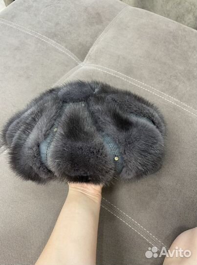 Женская шапка