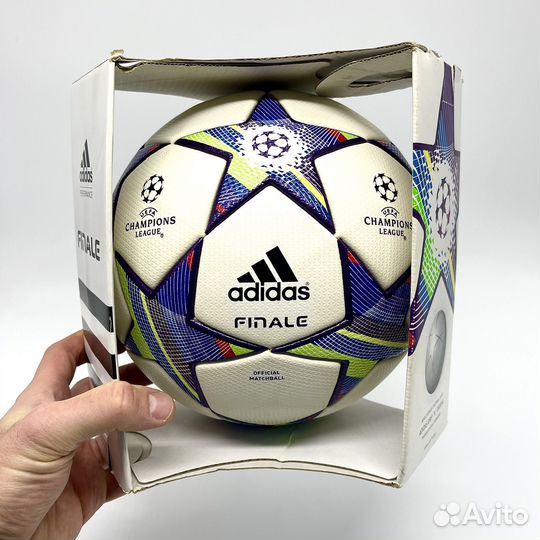 Футбольный мяч Adidas Finale 11