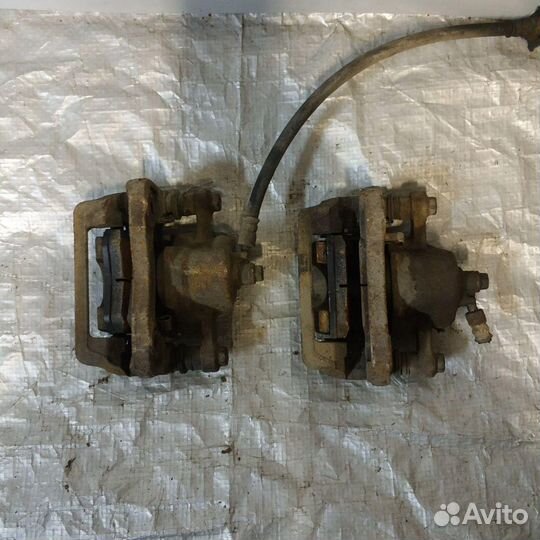 Задний суппорт Hyundai Tucson 1