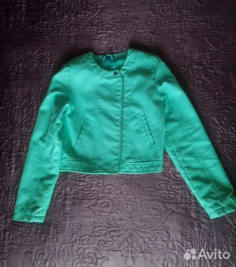 Куртки на девочку