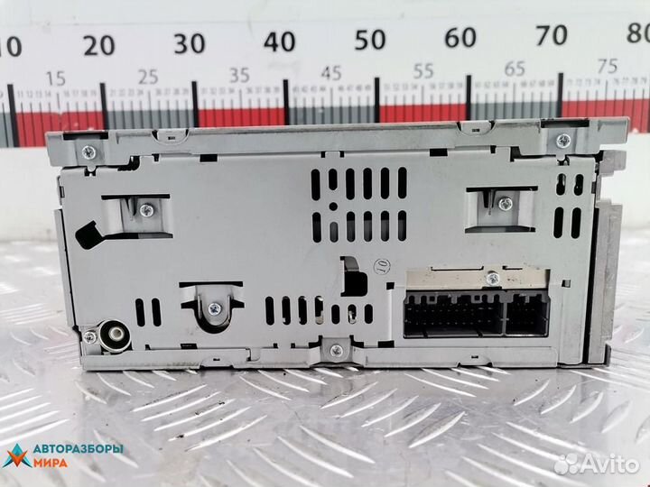 Магнитола Chrysler 300C 2006 05064067AG