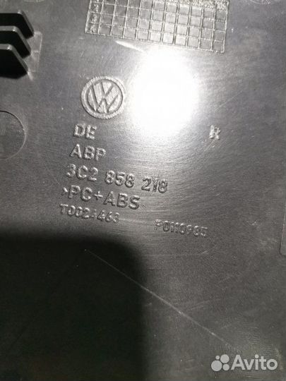 Накладка панели приборов правая Volkswagen Passat