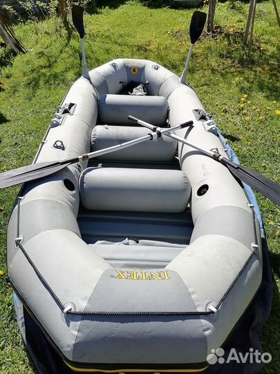 Надувная лодка Intex Mariner 4