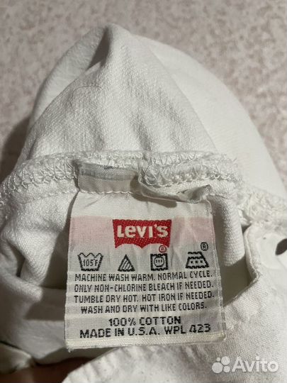 Джинсовые шорты levis