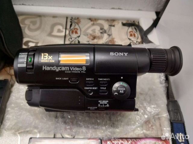 Ccd tr424e. Кассетоприемник sony. Видеокамера sony handycam ccd tr440e. Видеокамера sony ccd-tr3400e. Видеокамера sony handycam ccd tr440e.