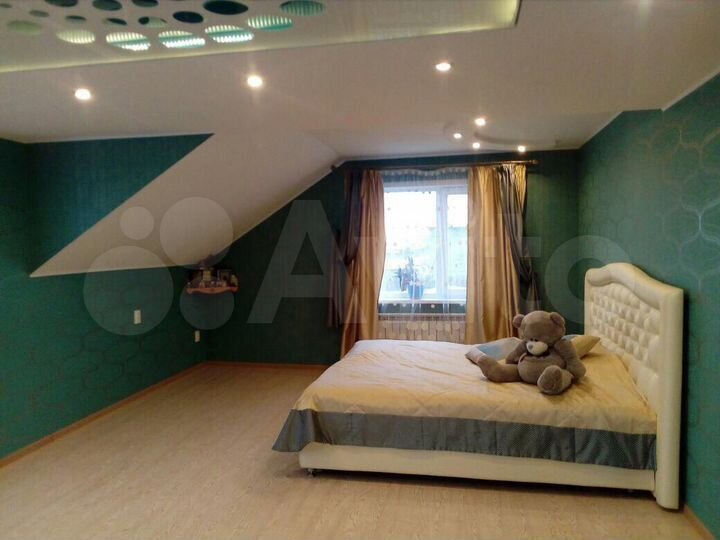 Коттедж 143 м² на участке 13 сот.