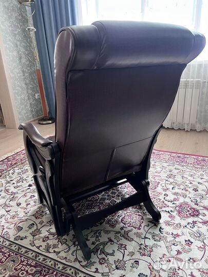 Кресло качалка кожаное