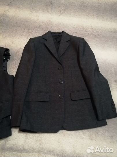 Одежда- костюм школьный тройка
