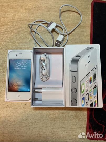 iPhone 4S, 16 ГБ