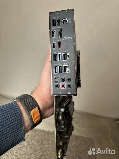 Материнская плата с процессором