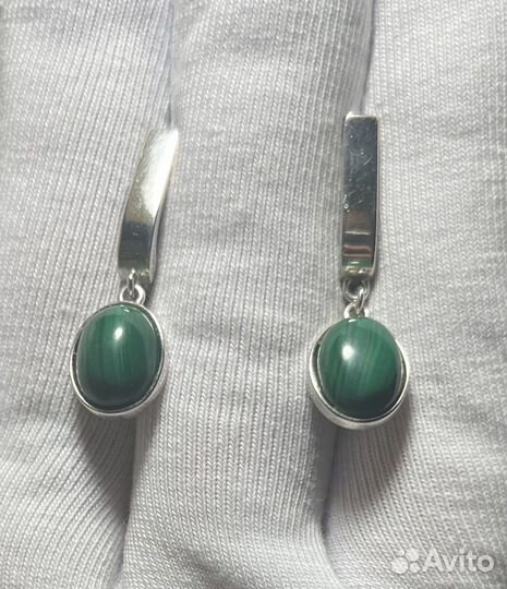 Серьги серебряные с малахитом