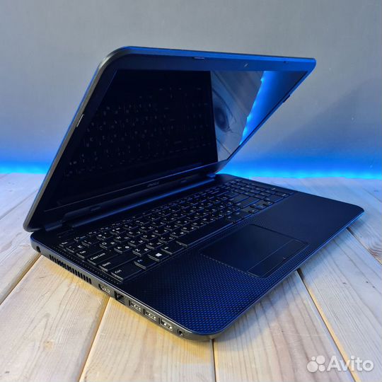 Ноутбук Dell inspiron 3521