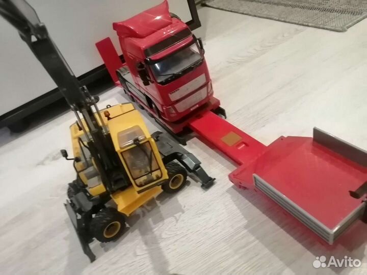 Игрушки Фура Вольво, экскаватор Вольво, фронтальны