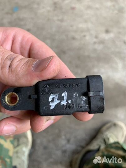 Датчик массового расхода воздуха Chevrolet Aveo