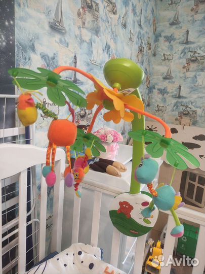 Мобиль на кроватку Tiny love Остров сладких грез