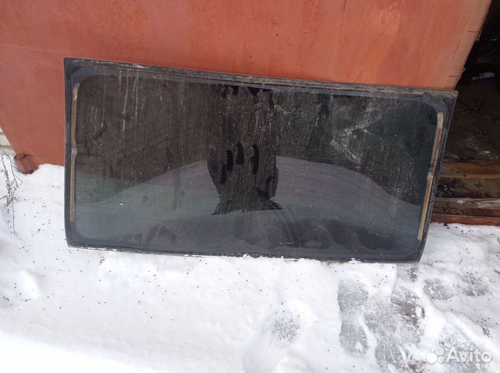 Заднее стекло рено логан