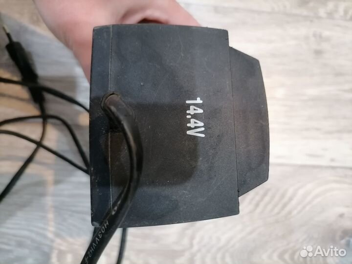 Зарядное устройство для шуруповерта Интерскол 14,4