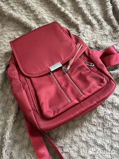 Рюкзак женский красный
