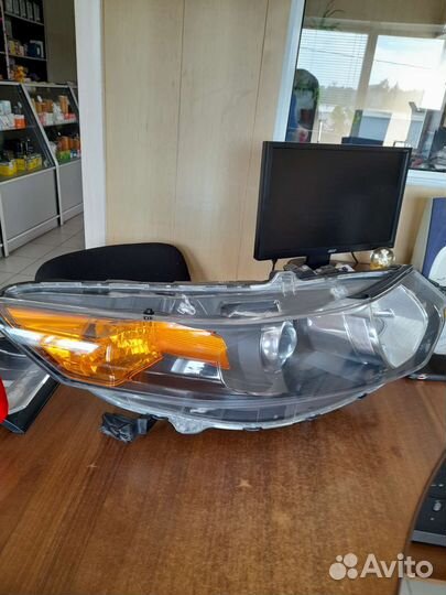 Фара honda accord 8 правая
