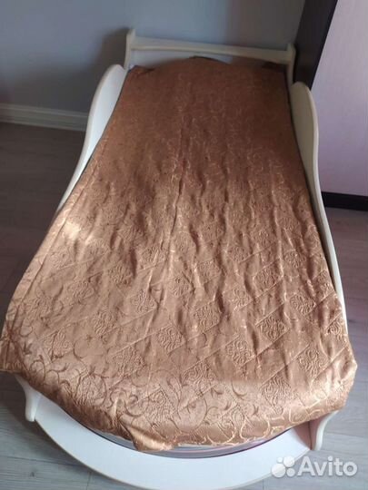 Кровать mercedes