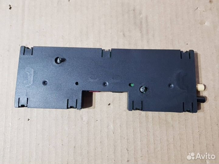 Антенный усилитель Bmw X5 E70 N55B30 2011