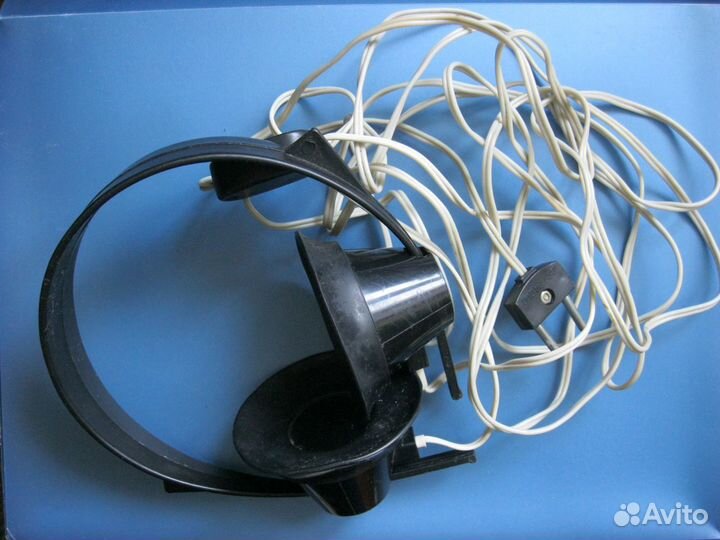 Наушники. Микрофоны. Шнуры