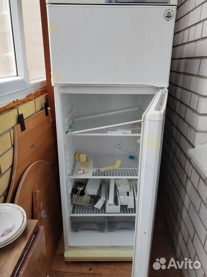 Холодильник атлант на запчасти