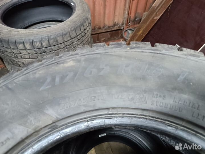 Matador MP 30 Sibir Ice 2 215/65 R16