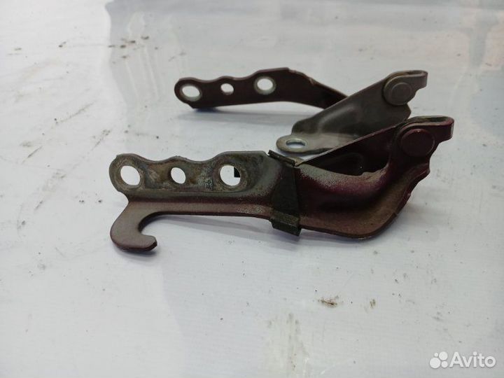 Петля капота Toyota Caldina ST190G 4S-FE 1995