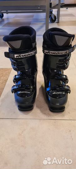 Горнолыжные ботинки nordica