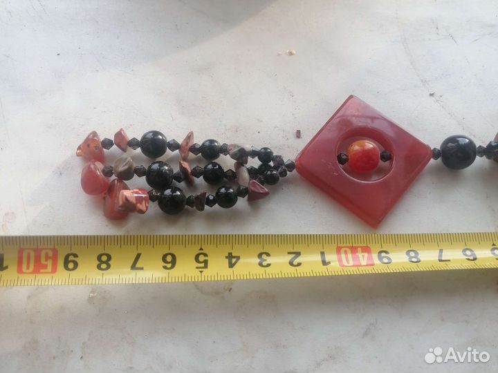 Бусы из натуральных камней