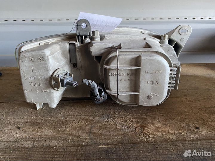 Фара Ford escort