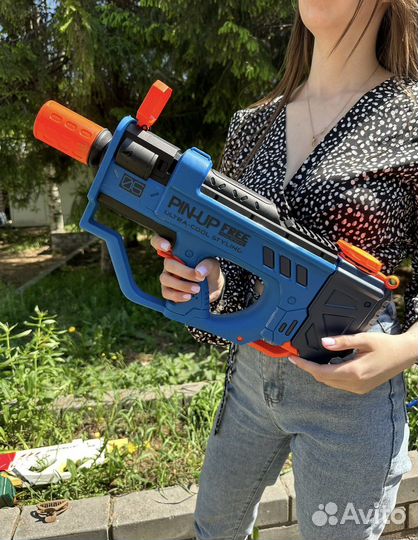 Электрический водяной пистолет