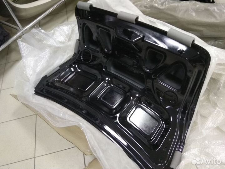 Крышка багажника Ваз 2190 Гранта в цвет