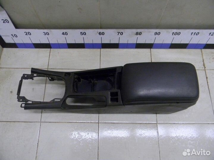 Подлокотник Maxima (A33) 2000-2005