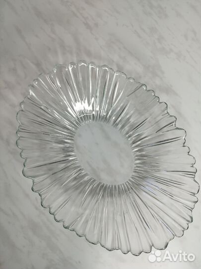 Ваза для фруктов на ножке, салатник