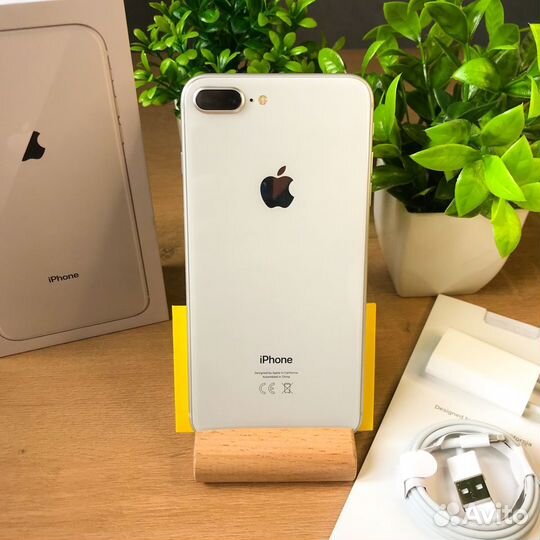 iPhone 8, 64 ГБ